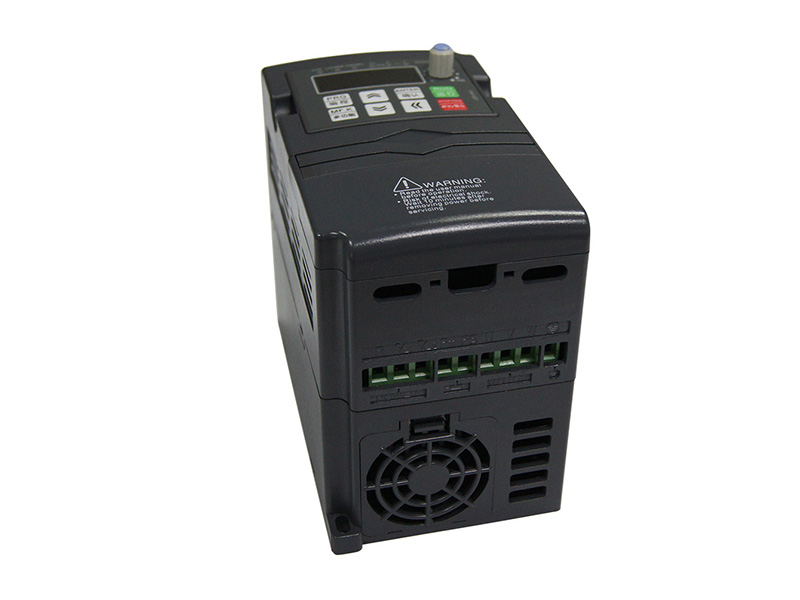 永磁同步電機驅(qū)動器，永磁變頻器廠家，永磁電機變頻器，永磁同步變頻器