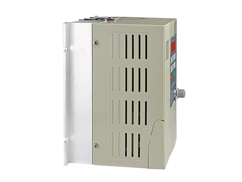 4000H三相水泵變頻器，380V恒壓供水變頻器，變頻恒壓供水，變頻器廠家